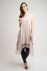 Saloos Dress 12 / Pink Crinkle Sleeveless Midi-Dress