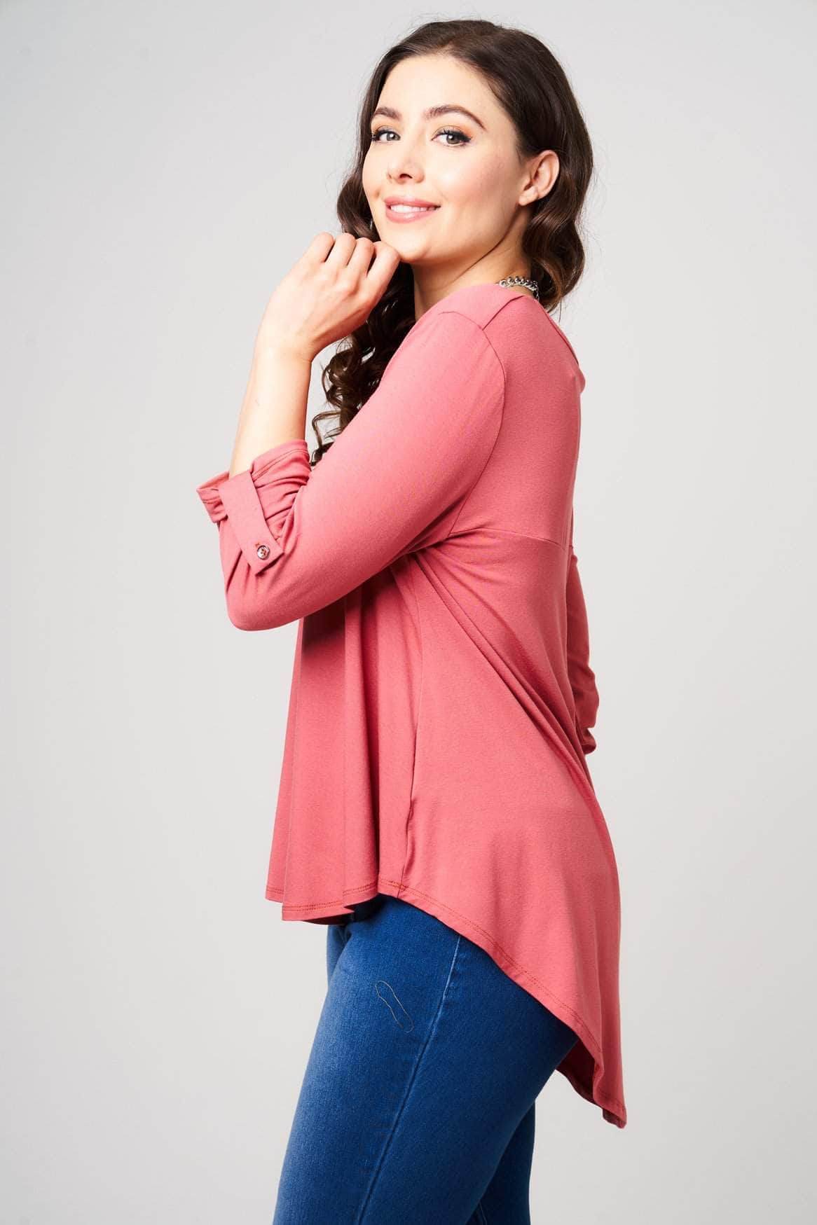 Saloos Top Essential Loose Top with Necklace