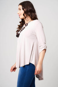 Saloos Top Essential Loose Top with Necklace