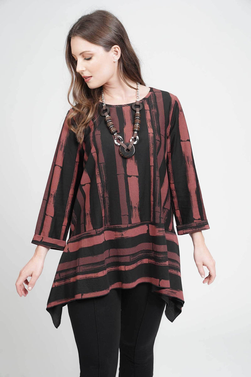 Saloos Top Red / 10 Bamboo Print Drop Corner Top with Necklace