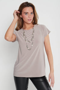 Saloos Top Stone / 12 Essential Extended-Shoulder Top with Necklace